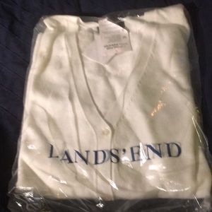 NWT, women’s large white lands’ end cardigan
